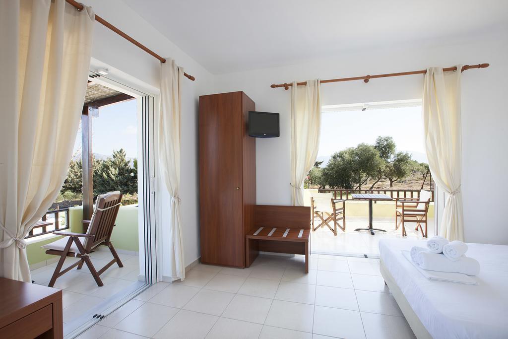 Psaromatis Hotel Elafonissos Quarto foto